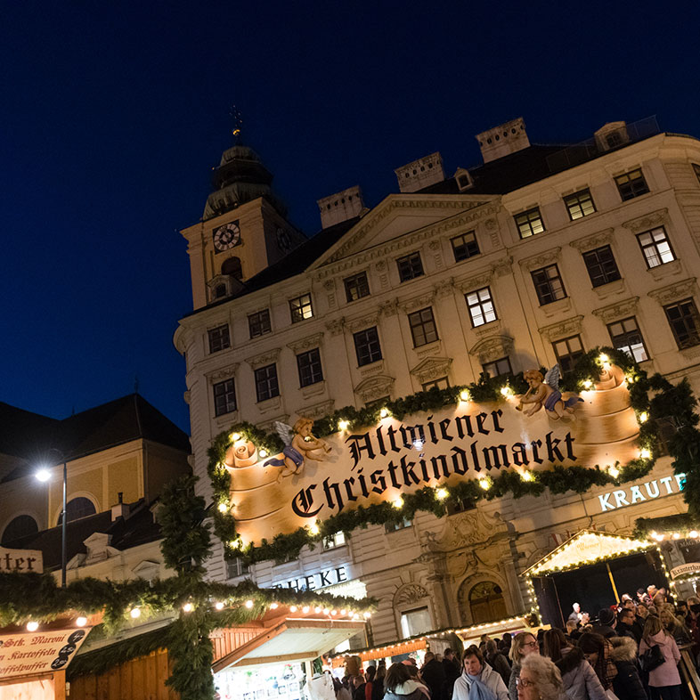 Altwiener Christkindlmarkt, Weihnachtsmarkt in Wien, Christkindlmarkt Freyung, Accessoires aus Loden