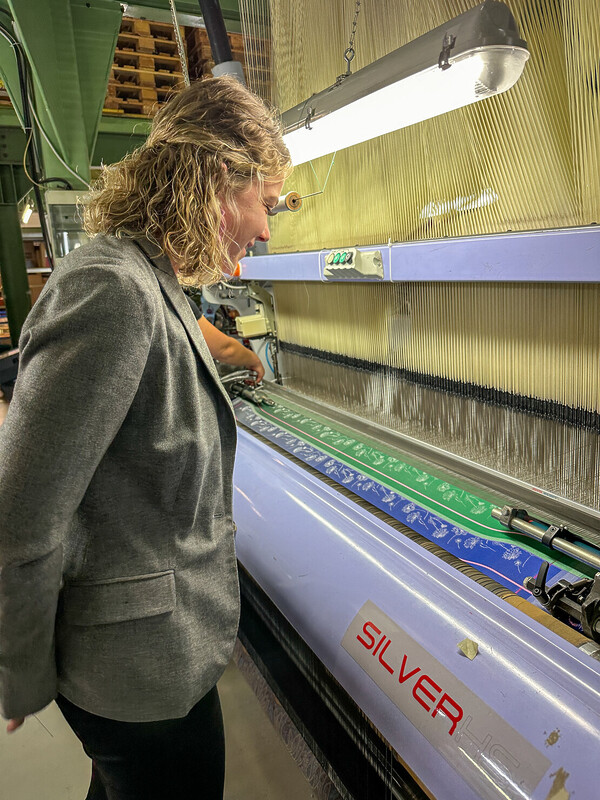 Seidentuch Produktion Mondschein - hochwertige Seite für Seidentuch