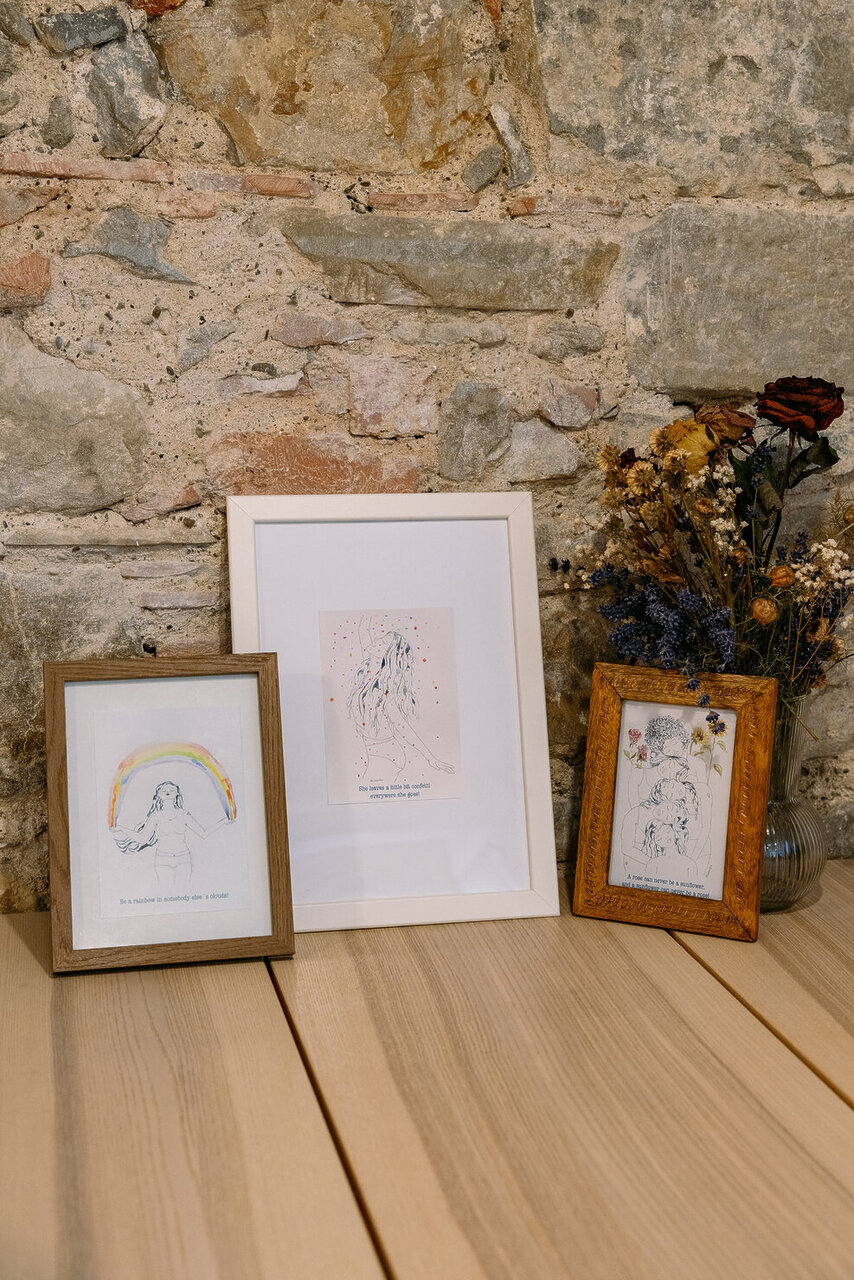 Grußkarte „girls. girls. girls.“ – modernes Design, nachhaltige Papeterie von Alexandra Kittel-Völkl (Salon Bildschön).