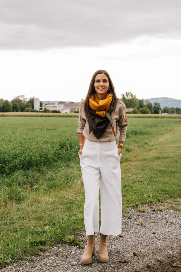 Paula Lodentuch – Senfgelbes Dreieckstuch groß aus Loden von Österreich